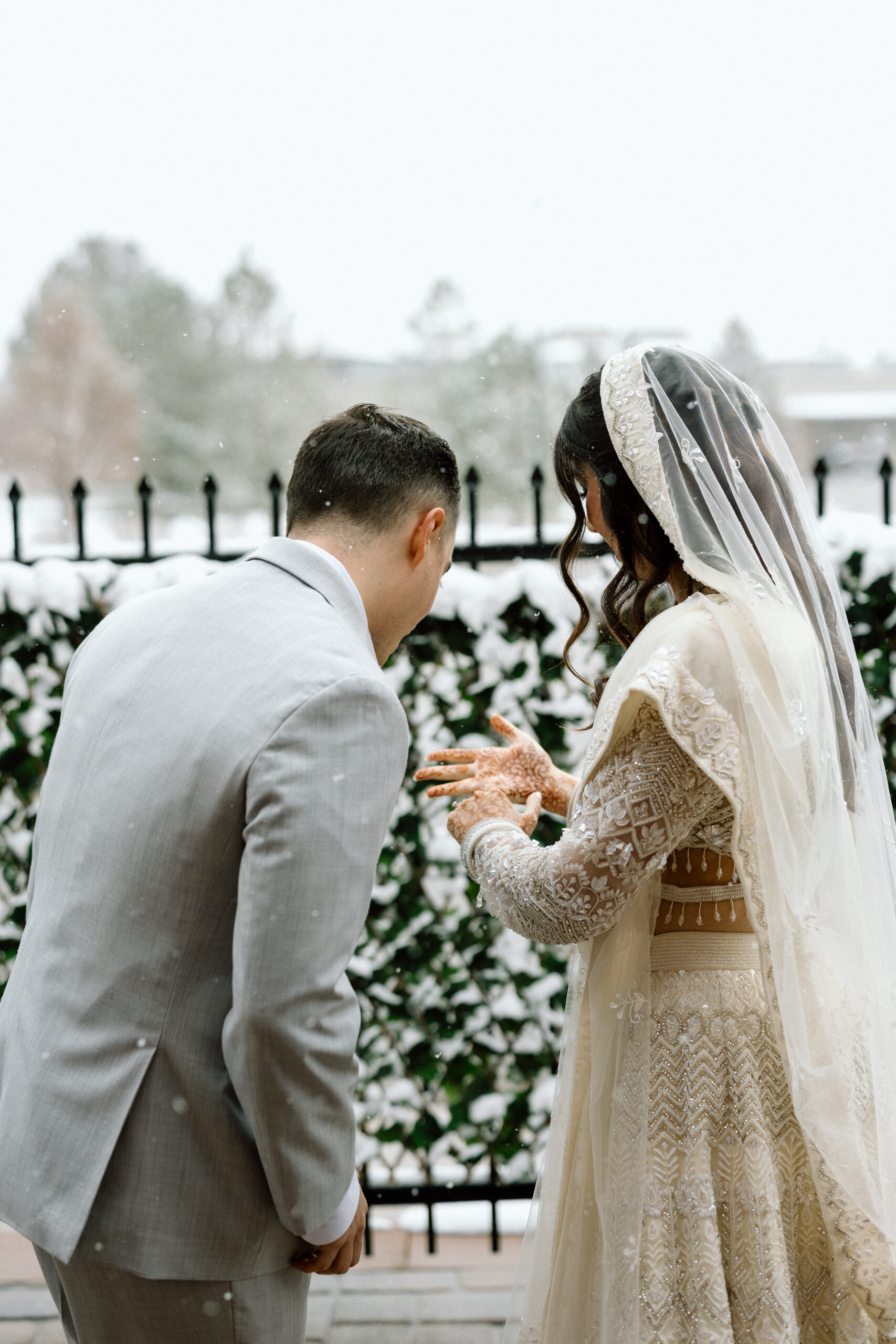 Creative wedding photography ideas for snowy Denver weddings.