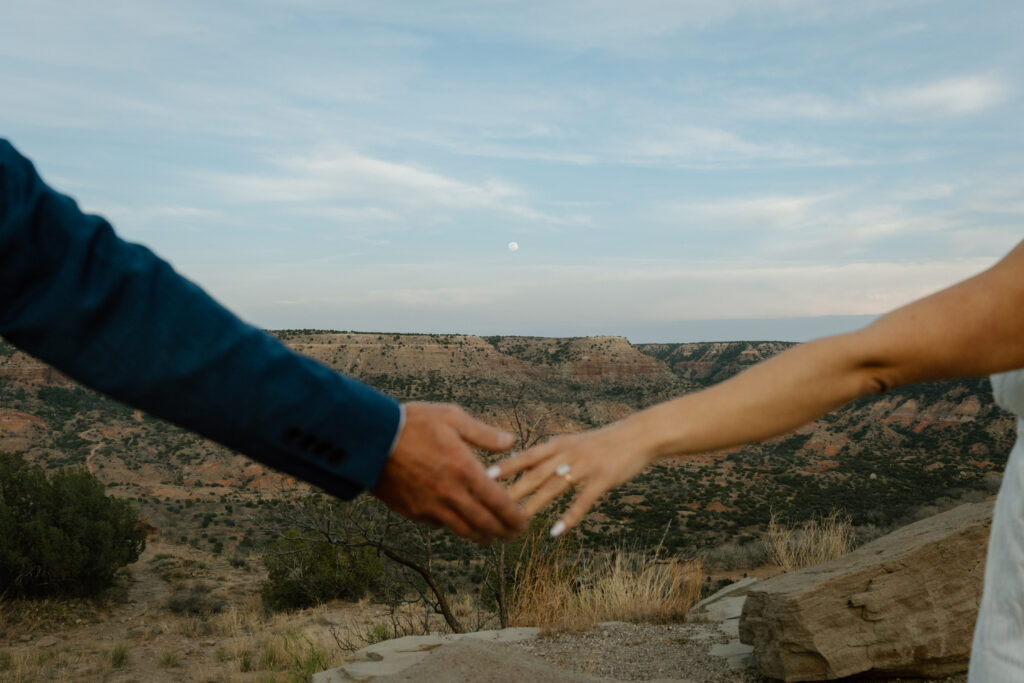 Romantic canyon engagement session in Palo Duro Canyon State Park