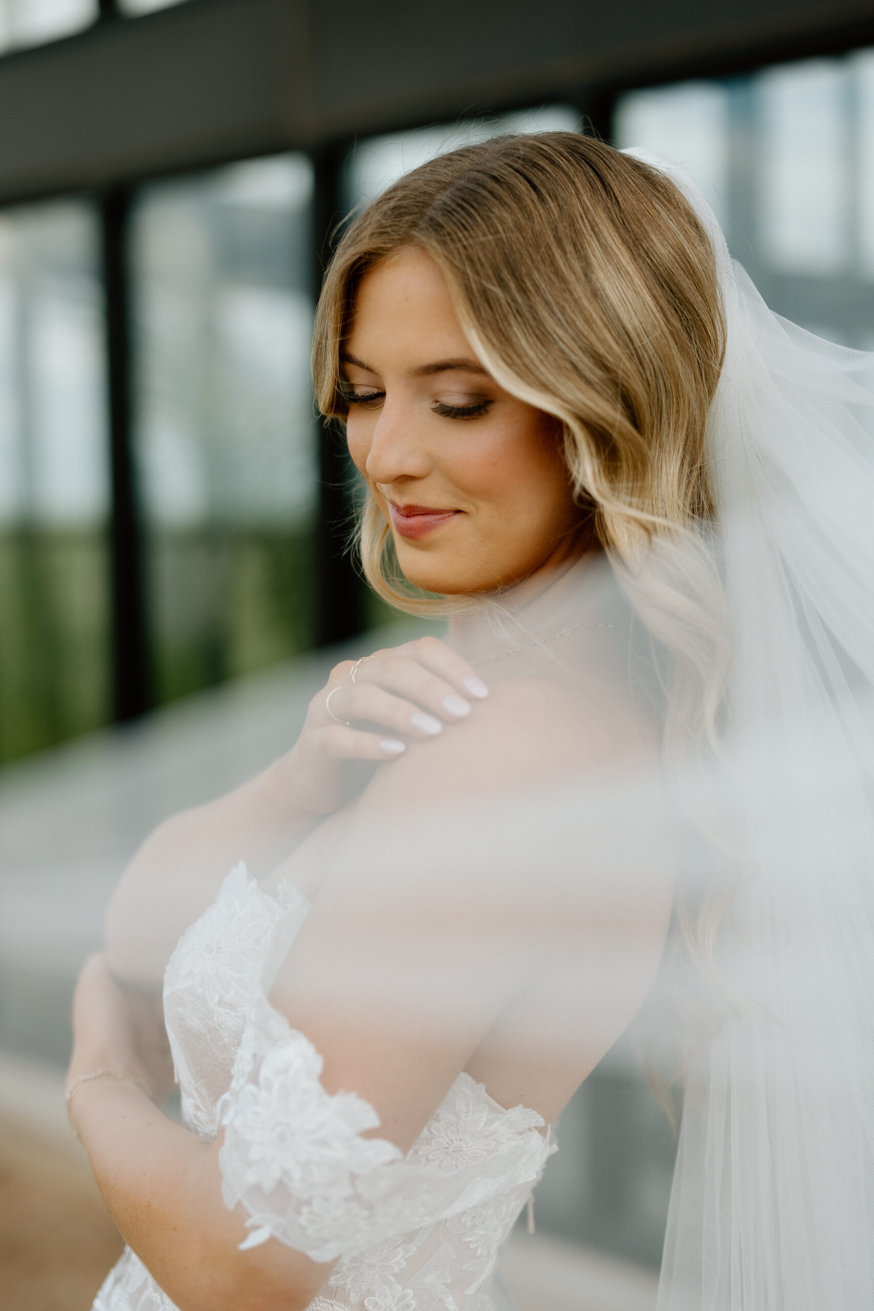 Bridal portratis at Chateau Wedding Venue in Canyon Tx