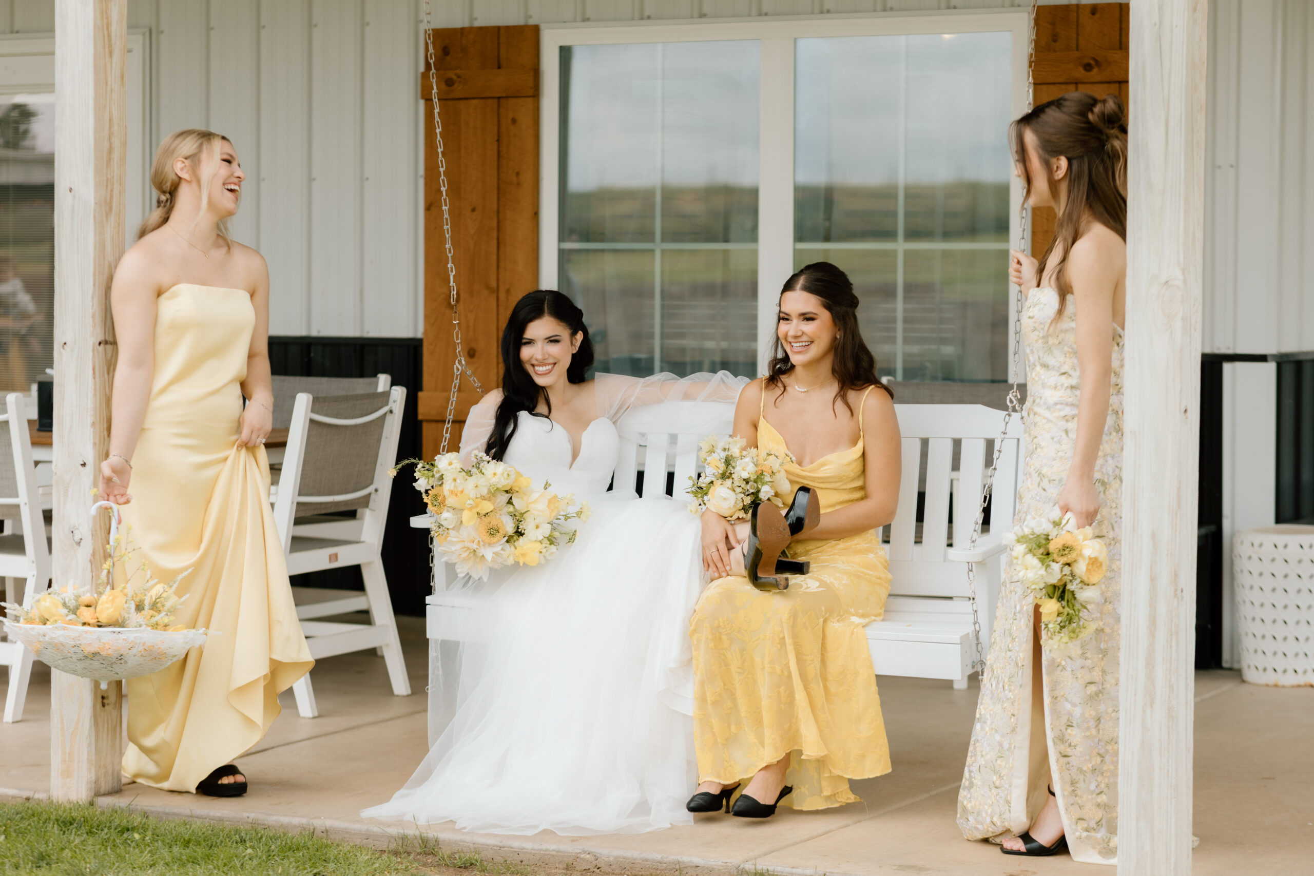 Outdoor wedding at Creek House Honey Farm in Canyon Texas