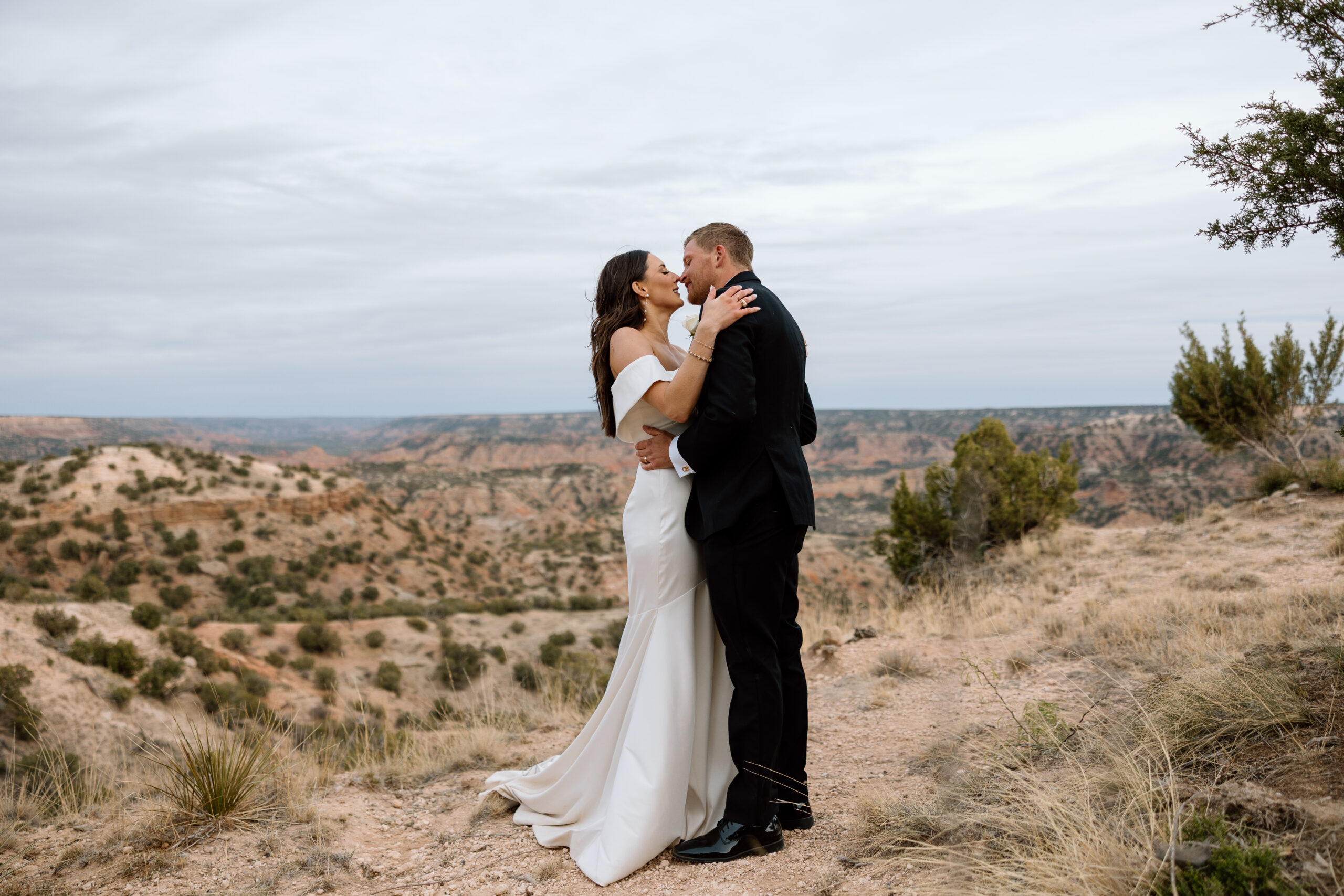 Intimate bride and groom portraits at Doves Rest SkyHouse overlooking Palo Duro Canyon